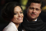 th_98944_Angelina_Jolie_-_The_curious_case_of_Benjamin_Button_-_premiere_in_Berlin_19-1-2009_001_122_1082lo.jpg