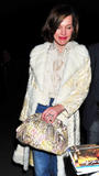 th_58451_celebrity_paradise.com_TheElder_MillaJovovich2011_03_29_ArrivingherHotelinLondon1_122_112lo.jpg