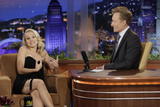 th_88477_Kristen_Bell_The_Tonight_Show_with_Conan_O94Brian_061009_020_122_380lo.jpg