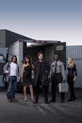 th_21344_1Leverage_Christian_Kane2C_Gina_Bellman2CTimothy_Hutton2C_Aldis_Hodge2C_Beth_Riesgraf_Ph_Gavin_Bond_19593_21874_C3_122_406lo.jpg