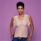 th_24202_halleberry94808_122_549lo.jpg