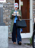 th_70621_Preppie_-_Ashley_Tisdale_leaves_the_Coffee_Bean_and_Tea_Leaf_in_Toluca_Lake_-_Jan._27_2010_5247_122_662lo.jpg